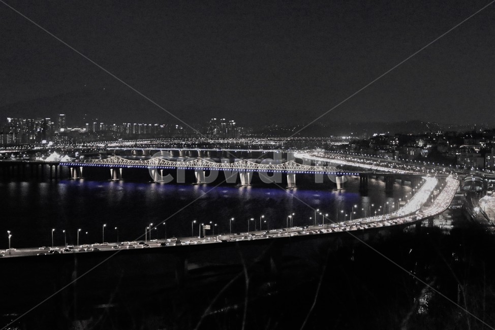 야경,서울야경,흑백,한강,동호대교,야경,밤,풍경,nightscape,night,landscape,도시,city,한국도시풍경,한국도시경관,korea cityscape,흑백,모노톤,monochrome,black and white,building,건물,bridge,다리