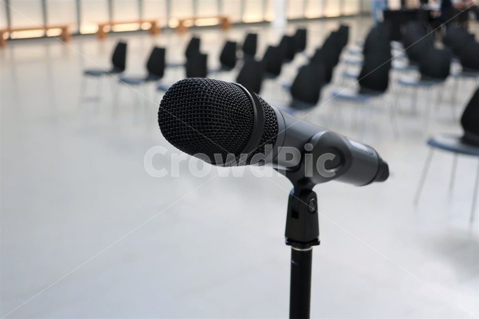 강당,컨퍼런스,발표회,마이크,학회,강연,연설,강의,행사,회의,개최,교육,악기,음향기기,musical instrument,musical equipment