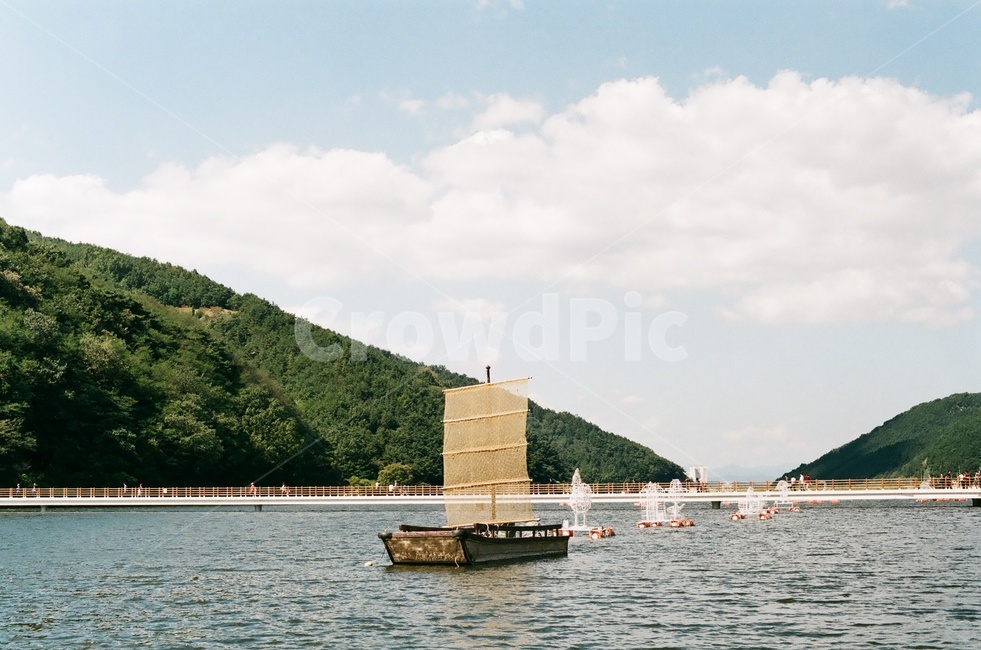 공원,자연,돗단배,호수,풍경,자연,풍경,nature,landscape,한국자연풍경,한국자연경관,korea nature landscape,한국전통,한국문화,korean traditional,korean culture,water,물,outdoors,옥외