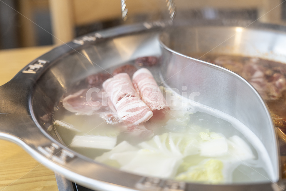 샤브샤브,훠궈,마라탕,사천음식,백탕,중국음식,중화요리,차이나타운,dish,요리,food,음식,meal,식사,스튜,stew,음식,식재료,요리,food,cook,meal,dishes,food reserves,중식,중국음식,중화요리,chinese food,chinese dishes,chinese meal,chinese cook