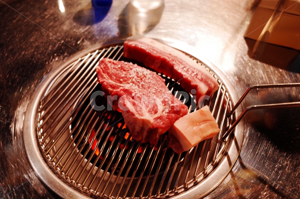음식점,고기,삼겹살,한국음식,연탄구이,음식,식재료,요리,food,cook,meal,dishes,food reserves,육류,고기,meat,한식,한국음식,한국요리,korean food,korean dishes,korean meal,korean cook