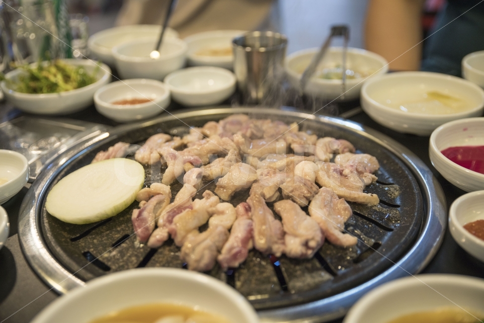 고기,요리,음식,오리,오리로스,로스구이,구이,음식,식재료,요리,food,cook,meal,dishes,food reserves,육류,고기,meat,한식,한국음식,한국요리,korean food,korean dishes,korean meal,korean cook