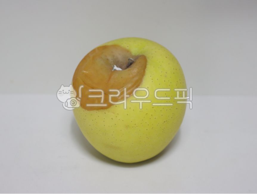 Apple,green apple,spoiled apple,apple mold,apple,fruit