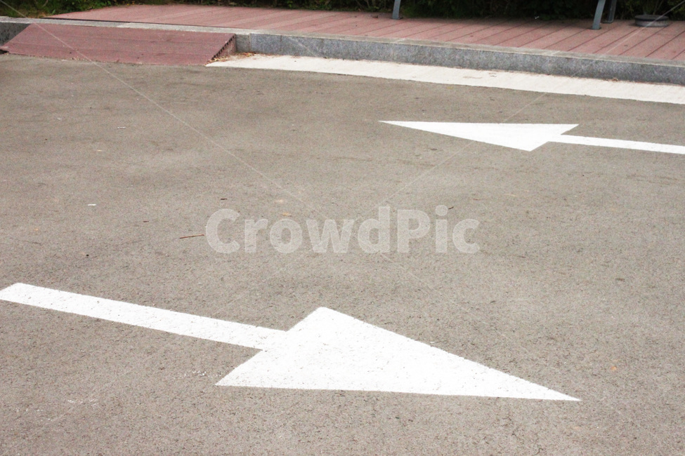 화살표,길,도로,표시,방향,arrow,road,street,way,direction