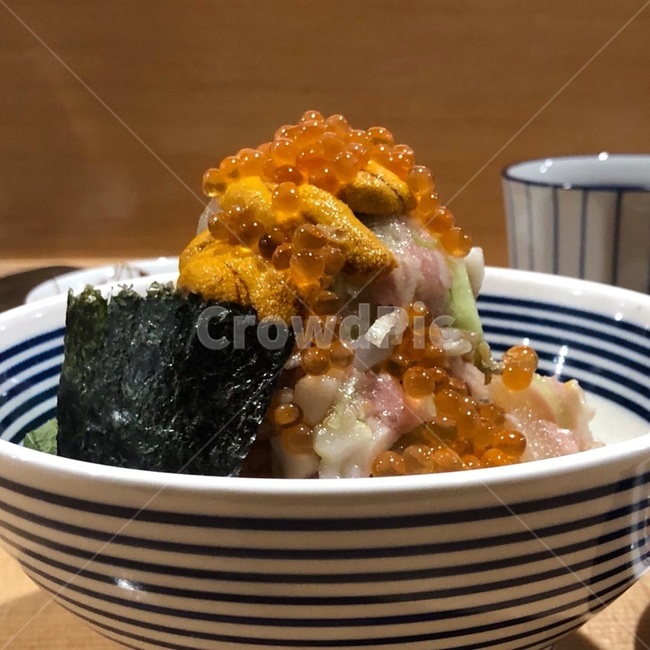 우니,연어알,덮밥,회덮밥,스시,일식,참치덮밥,food,요리,음식