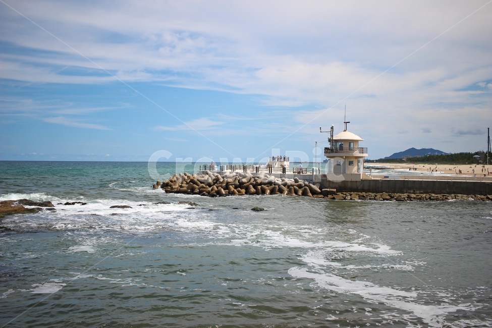 등대,바다,하늘,해안,강릉,해변,방파제,파도,breakwater,ocean,sea,wave,lighthouse,등대,lighthouse
