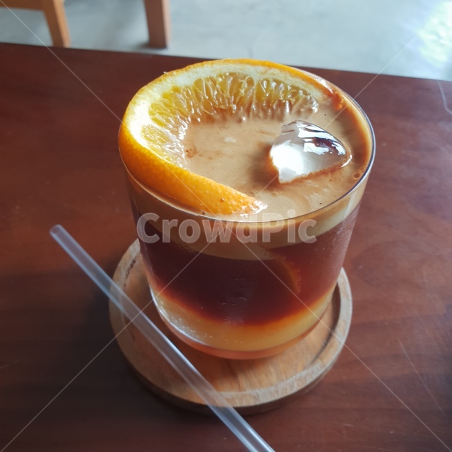 커피,coffee,오렌지커피,orangecoffee,ice,얼음,빨대,strow,cup,컵