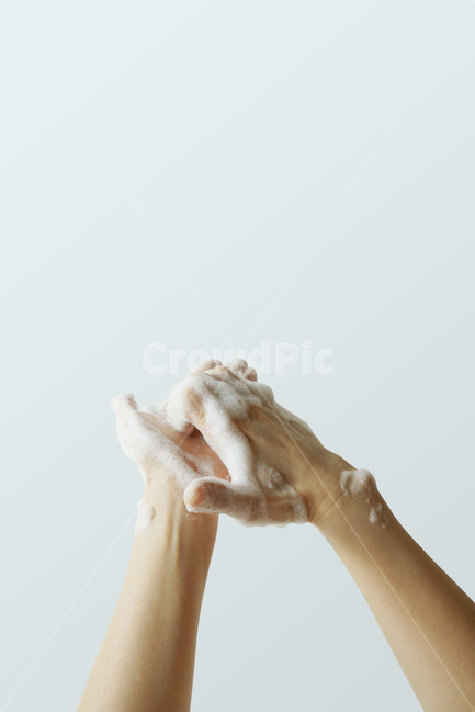 손,손소독,손씻기,공중보건,위생,비누거품,거품,비누,청결,누끼,보건,의료,헬스케어,건강,감염,핸드워시,손청결,hand,wash,bubble,human,health,medical,clean,사람,인물,인간,human,person,신체일부,몸,body