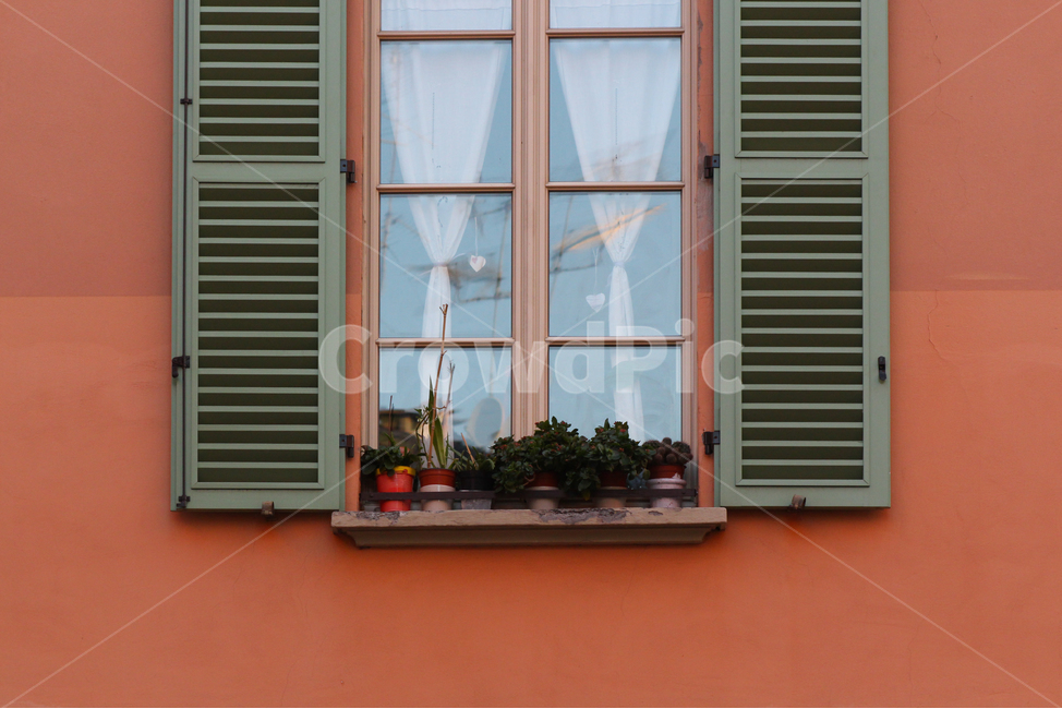 homedecor,가정장식,커튼,window,창문,화분,유럽창문,이탈리아창문