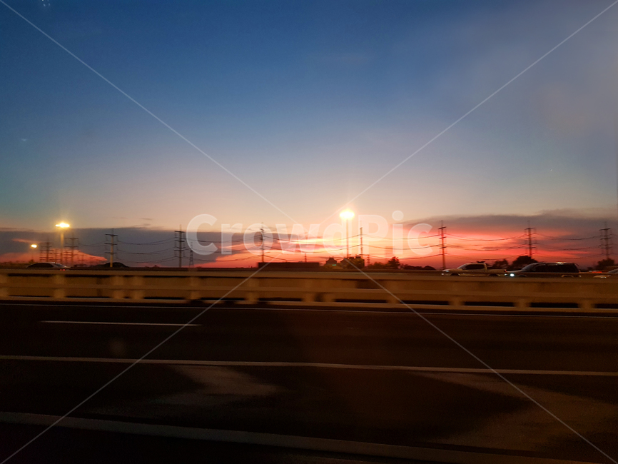 노을,도로,달림,차,road,car,run,sunset,달리는차안,달리는도로,석양,붉은하늘,일몰