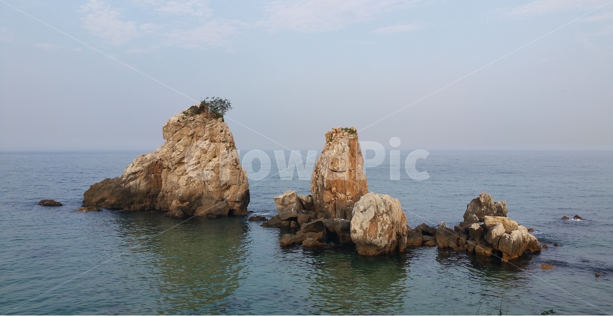 푸른바다,파란하늘,하늘,sky,돌,에메랄드빛,삼척,강원도,나라,land,sea,자연,nature,해안선