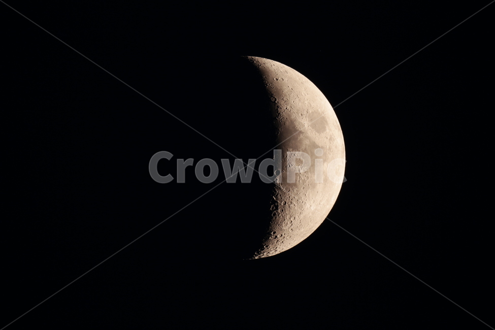 달,초승달,moon,crescent,천체사진,달사진,자연,풍경,nature,landscape,outdoors,옥외,space,우주,night,밤,universe,astronomy,천문학,outer space,대기권 밖