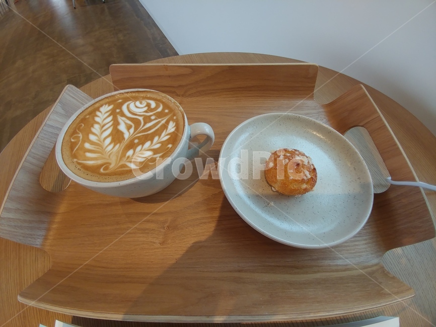 카페라떼,여유,차한잔,라떼,플랫화이트,커피,카페,coffee,cafe
