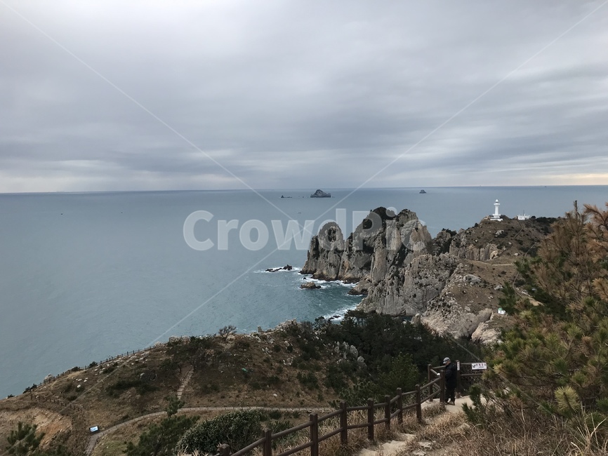 자연,바다,통영,겨울바다,통영바다,풍경,자연,풍경,nature,landscape,한국자연풍경,한국자연경관,korea nature landscape,promontory,곶,cliff,낭떠러지,outdoors,옥외