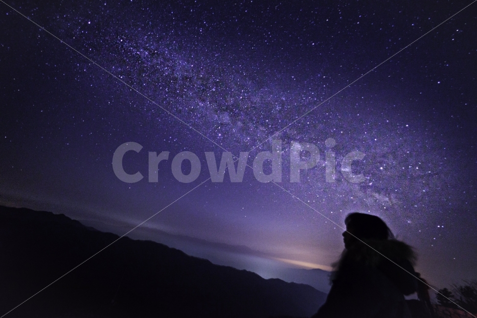 은하수,사람,실루엣,milkyway,별,별밤,밤하늘,자연,밤,사람,인물,인간,human,person,자연,풍경,nature,landscape,야경,밤,nightscape,night,outdoors,옥외
