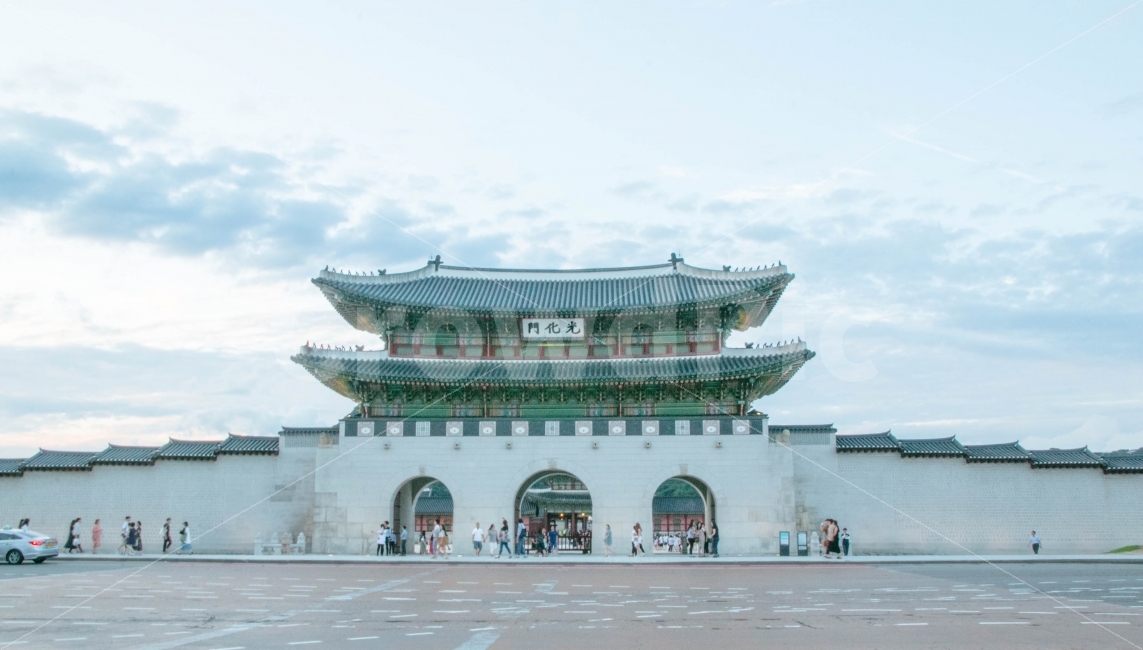 광화문,서울,풍경,사람,거리,seoul,palace,landscape,랜드마크,landmark,tourist attraction,한국전통,한국문화,korean traditional,korean culture