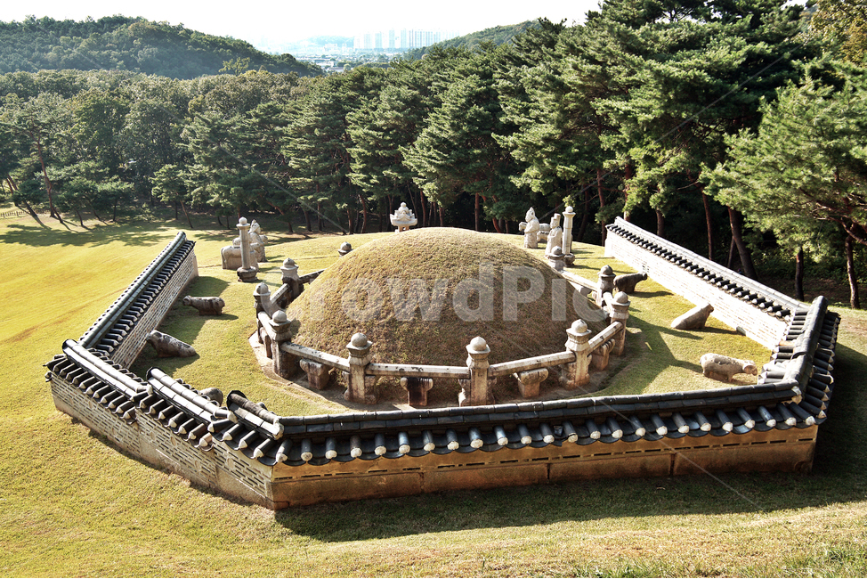 명릉,왕릉,숙종,조선시대,동원쌍분,랜드마크,landmark,tourist attraction,한국랜드마크,한국관광지,한국명소,korea landmark,korea tourist attraction