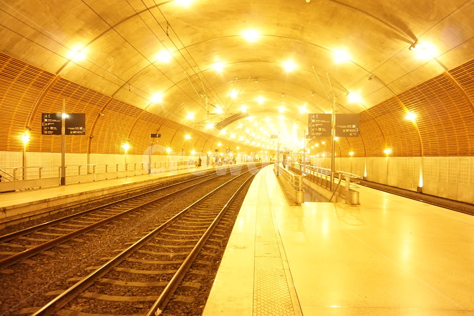 station,역,조명,light,기차,trainstation,기차역,transportation,교통,vehicle,train,terminal