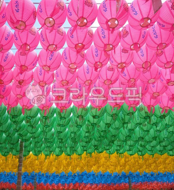 Buddhas birthday,pattern,lighting,lantern,primary colors,Buddha,Buddhism,sphere,Lotus lantern,five colors,temple,circle