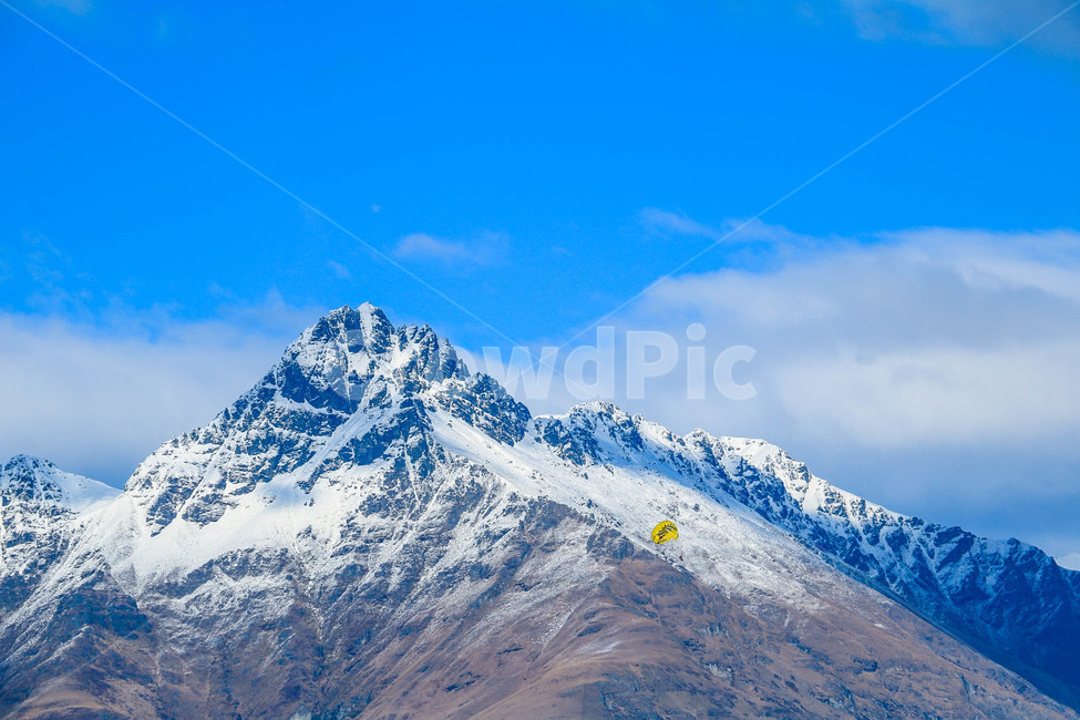 nature,자연,mountain,산,산맥,ice,패러글라이딩,겨울,snow,설산,뉴질랜드,퀸즈타운,sky,하늘,레저,겨울,계절,winter,season,자연,풍경,nature,landscape,outdoors,옥외,mountain range,peak,피크
