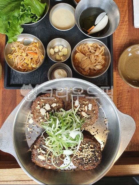 떡갈비,반찬,고기,식사,lunch,food,음식
