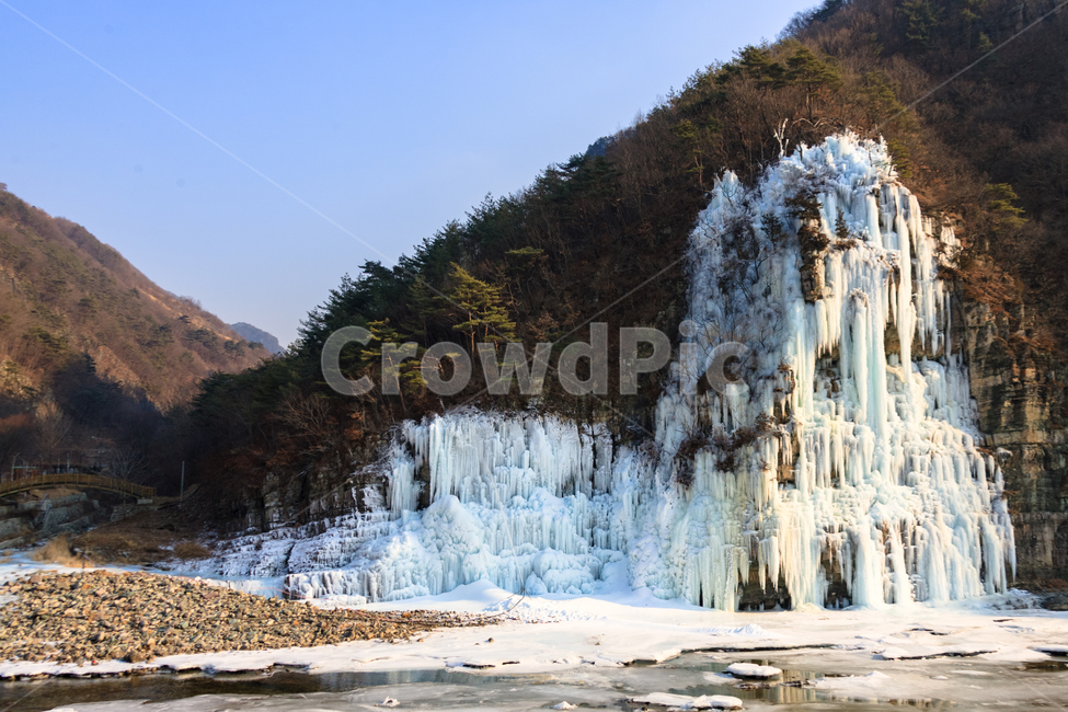 얼음폭포,산,눈덮인,얼음,눈,겨울,겨울,계절,winter,season,자연,풍경,nature,landscape,한국자연풍경,한국자연경관,korea nature landscape,water,물