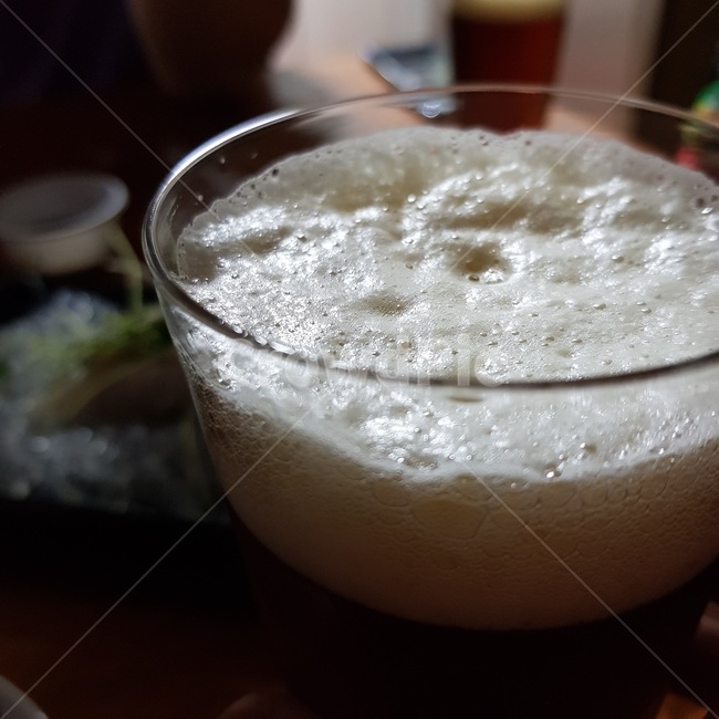 맥주,맥주거품,beer,thefrothofbeer,thebarmofbeer,theheadonaglassofbeer,beersuds,거품,술,주류,alcohol