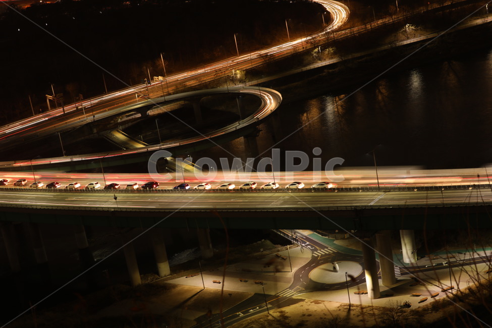 경치,야경,불빛,다리,저녁,야경,밤,풍경,nightscape,night,landscape,교통,교통수단,traffic,transportation,road,도로,freeway,고속 도로,overpass,고가 도로