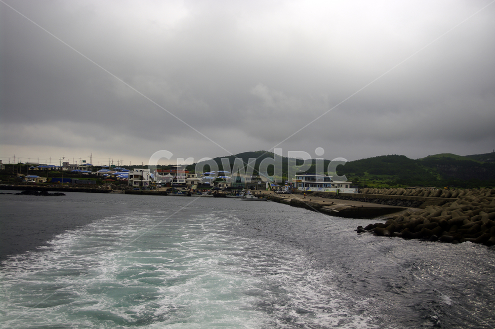 바다,하늘,구름,제주,섬,풍경,제주도,jeju,jeju island,시골,마을,풍경,landscape,country,rural,town,promontory,곶,water,물