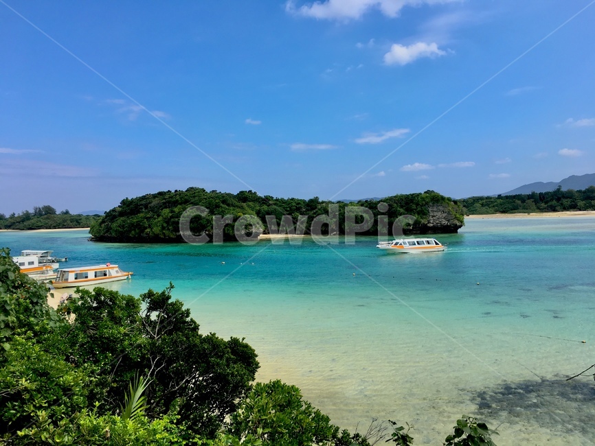 nature,outdoors,자연,옥외,land,땅,shoreline,water,물,sea,바다,ocean,만,카비라베이,영롱한,물빛,평화로운