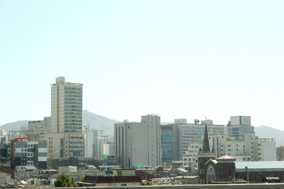 실루엣,도시,도심,아파트,한국,서울,하늘,분위기있는,퍼스펙티브,구름,해질녘,자연,풍경,스카이,늦은오후,오후,노을,웅장한,흰구름,파랑,블루,파란색,건물
