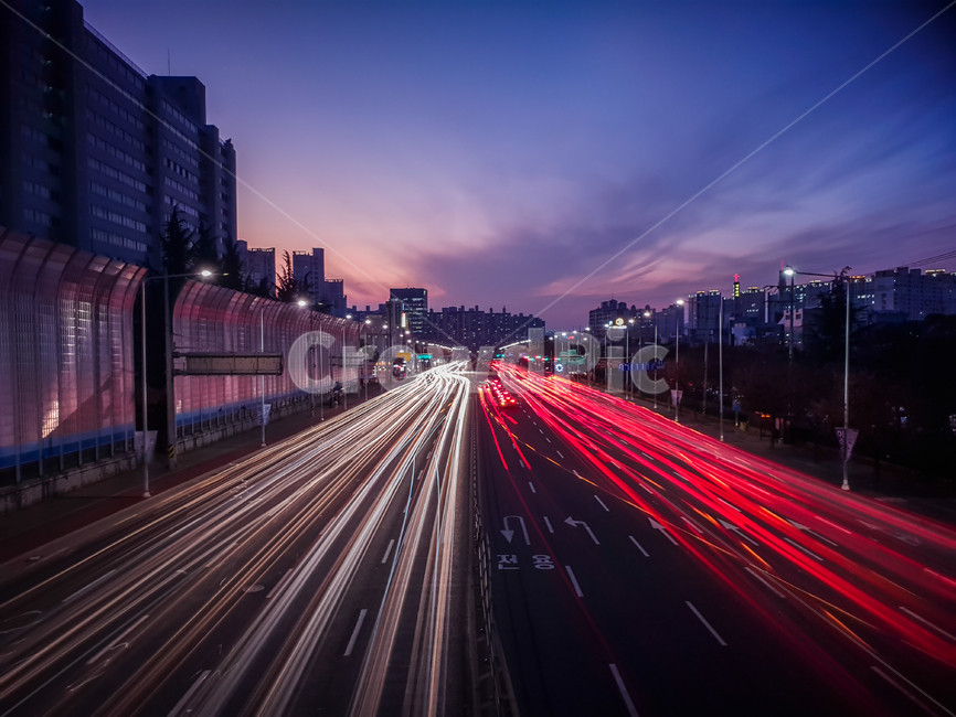 road,도로,highway,고속도로,freeway,고속도로,궤적,장노출,빛,자동차,야경,밤,풍경,하늘,야경,밤,풍경,nightscape,night,landscape,도시,city
