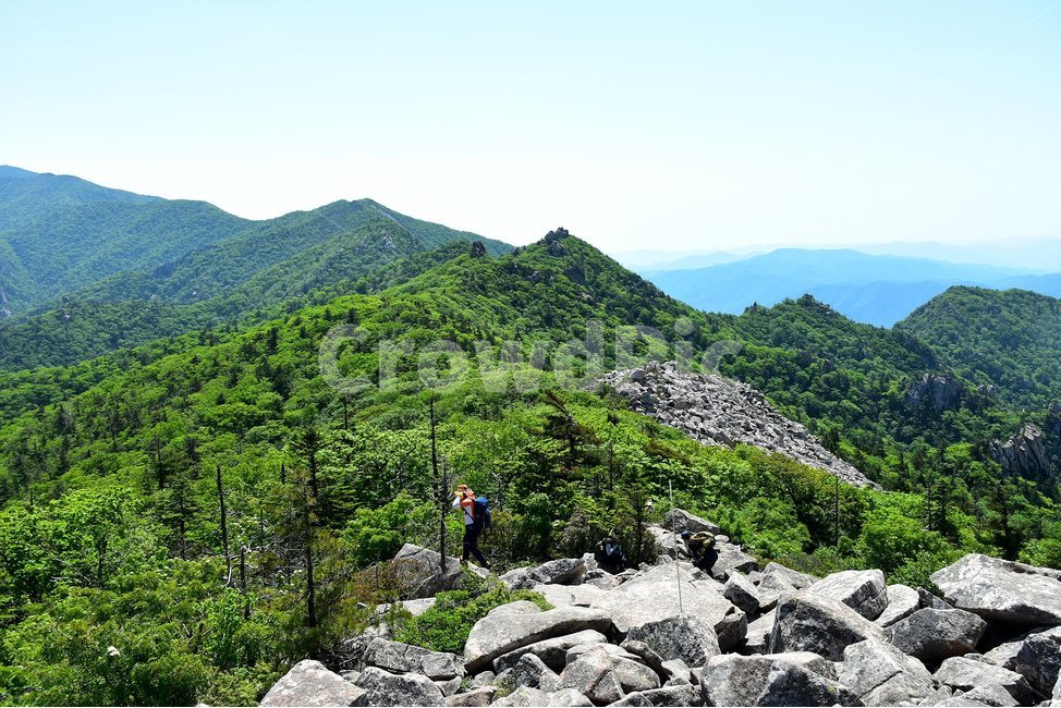 설악산,풍경,국립공원,자연,명산,100대명산,nature,산,비경,landscape,너덜지대,서북능선,자연,풍경,nature,landscape,한국자연풍경,한국자연경관,korea nature landscape,rubble,파편,human,인간,person,사람,outdoors,옥외