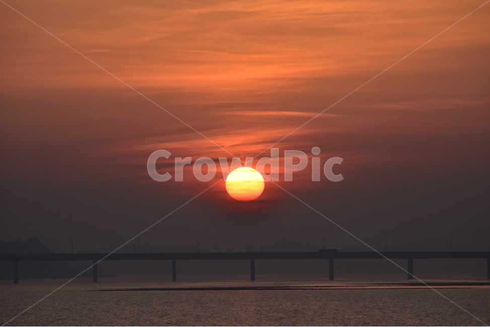 일몰,해질녁,해넘이,저녁노을,석약,sunset,해질물,자연,풍경,nature,landscape,outdoors,옥외,red sky,붉은 하늘,sky,하늘,dusk,황혼,dawn,새벽