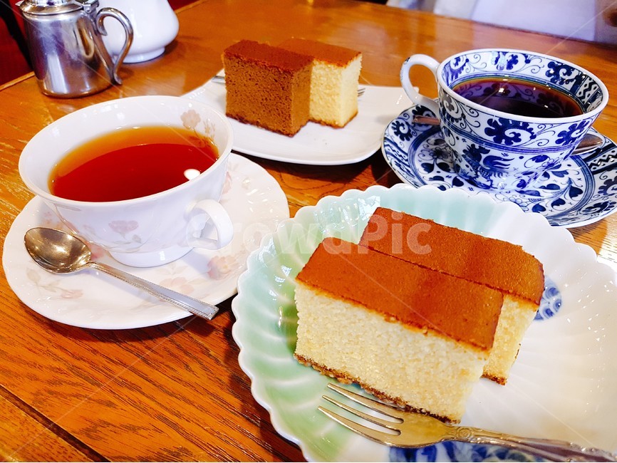 음식,카스테라,티타임,디저트,홍차,커피,카페,빵,음식,식재료,요리,food,cook,meal,dishes,food reserves,빵,bread,디저트,간식,후식,dessert,snack,커피,카페,coffee,cafe