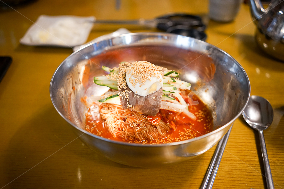 food,비빔냉면,냉면,음식,냉면그릇,음식,식재료,요리,food,cook,meal,dishes,food reserves