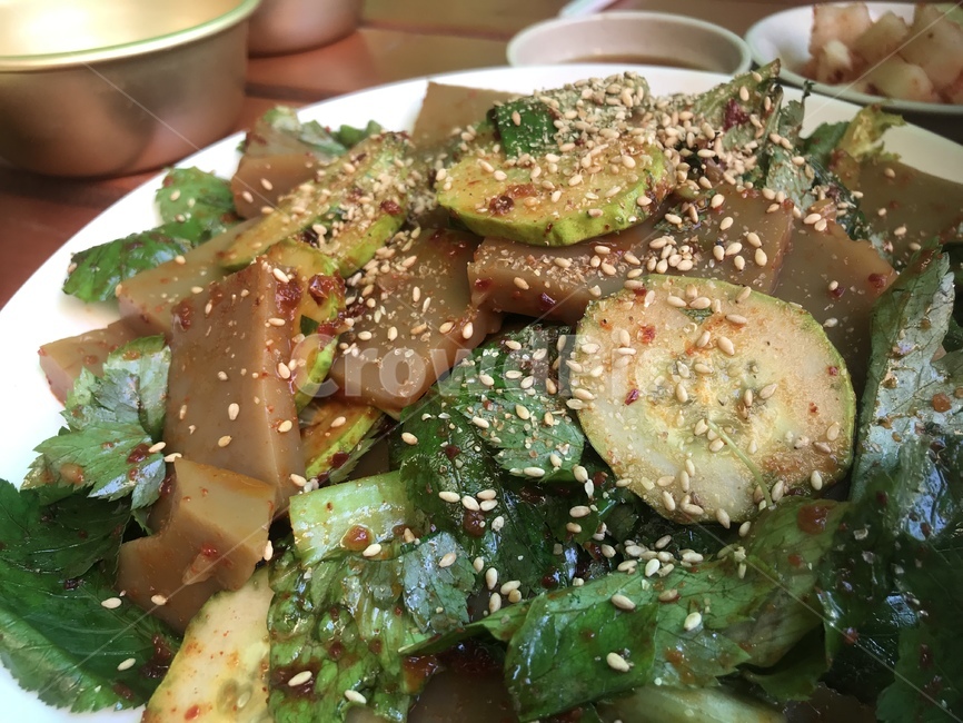 음식,도토리묵,도토리묵무침,무침음식,무침요리,술안주,막걸리안주