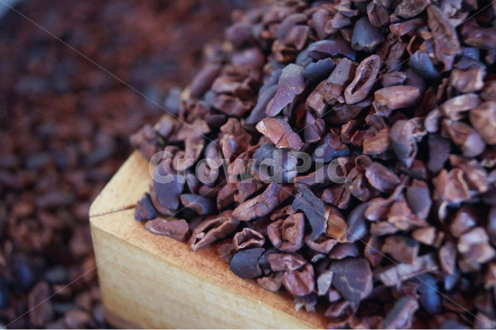 yogurt,snack,body,tea,cacao,healthy food,ingredients,catechin,season,cooking,wallpaper,nature,superfood,health,polyphenol,brown,Cacao nibs,food,CacaoNibs,Health food,dessert,background,plant,chocolate,snap