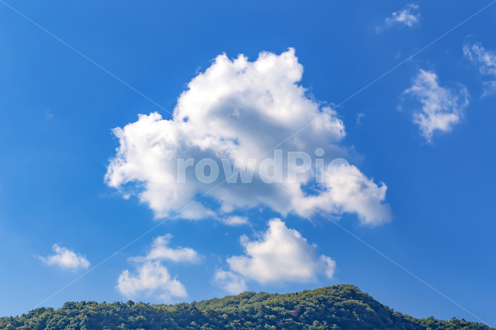 산,구름,자연,하얀색,파란색,자연,풍경,nature,landscape,outdoors,옥외,azure sky,푸른 하늘,sky,하늘