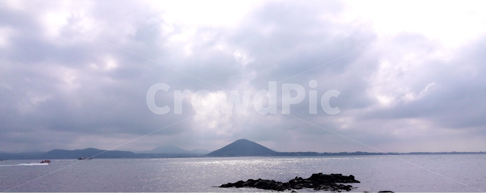 제주도,바다,구름,자연풍경,하늘,바다사진,새벽바다,정동진,자연,풍경,nature,landscape,한국자연풍경,한국자연경관,korea nature landscape,제주도,jeju,jeju island,outdoors,옥외,land,땅,promontory,곶,sea,ocean,대양,water,물,shoreline,해안선