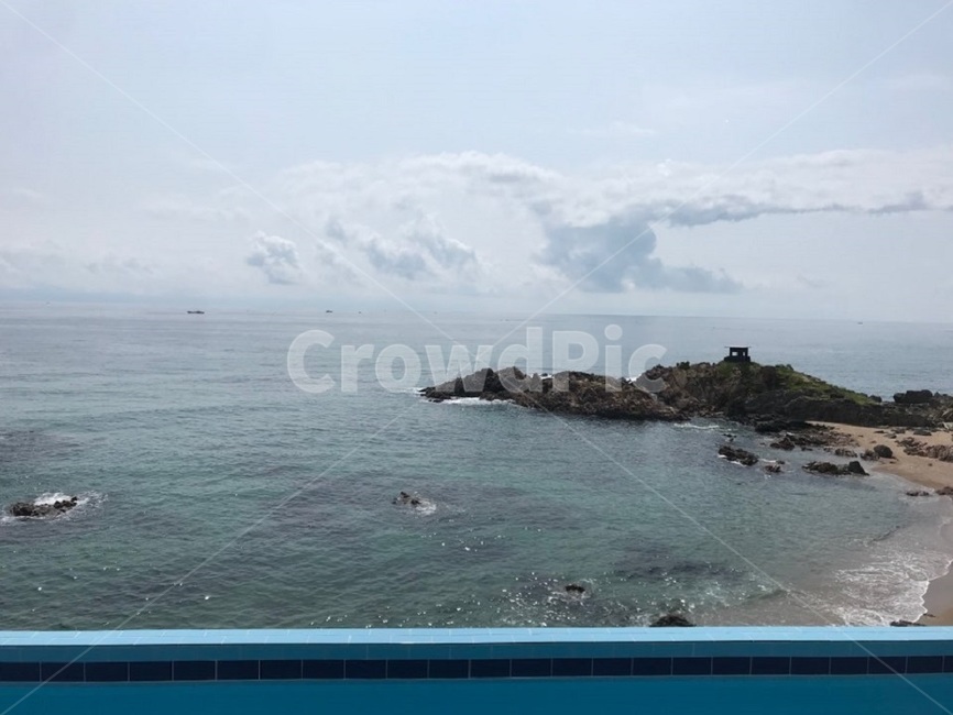 nature,자연,outdoors,옥외,land,나라,ocean,대양,sea,바다,water,물,shoreline,해안선,coast,연안,해변바위,해변,바위,자연,풍경,nature,landscape