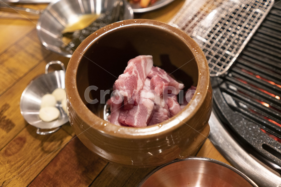 돼지고기,생고기,고기,삼겹살,목살,육류,정육,육류,고기,meat