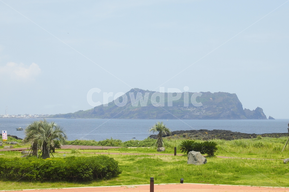 제주도,풍경,파란하늘,푸른바다,outdoors,nature,자연,ocean,sea,바다,성산일출봉