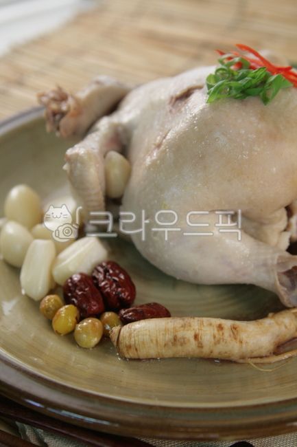 삼계탕,한방삼계탕,한방백숙,백숙,닭요리,닭,한식,한국전통음식,초복,중복,말복,복날음식,복날,초복음식,중복음식,말복음식