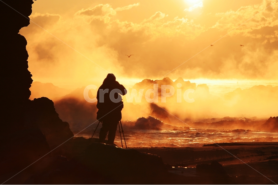 일출,사진가,해무,바다,촬영,자연,풍경,nature,landscape,사람,인물,인간,human,person,인물실루엣,사람실루엣,character silhouette,human silhouette,사진작가,포토그래퍼,photographer