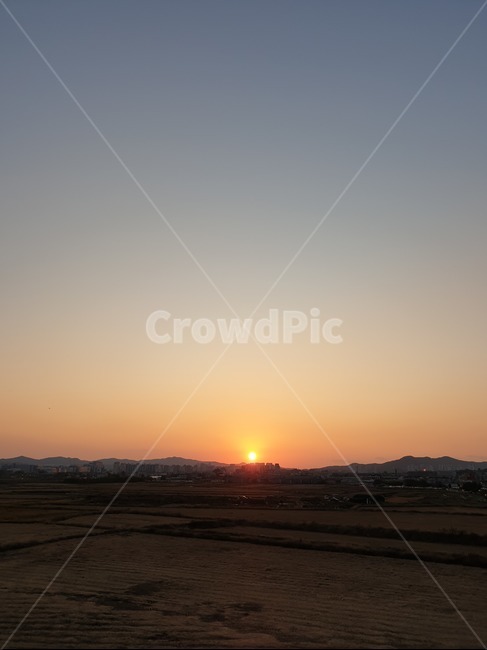 일출,일몰,석양,뜨는해,해뜨는,해,하늘,붉은하늘,노을,노을하늘,신년,sun,sunrise,sunset,settingsun,지평선,수평선,horizon,sky