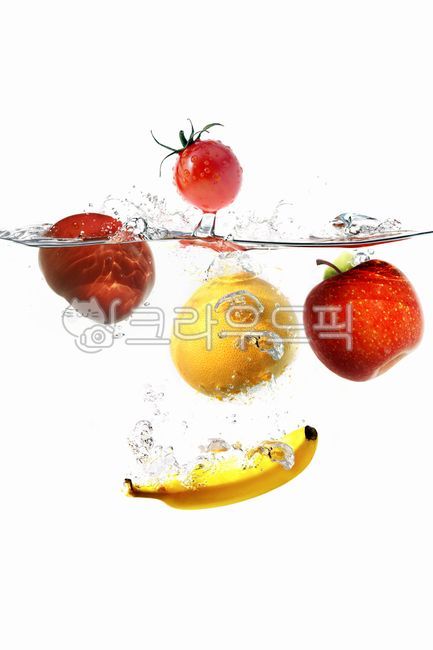 과일,사과,토마토,오렌지,딸기,바나나,레몬,자몽,농산물,물결,물방울,파동,물거품,물속,과일주스,열매,fruit,싱싱한,신선한,비타민,디저트,다이어트,건강,음식,주스,과즙,깨끗한,유기농,식이섬유,간식,물,세척,기포