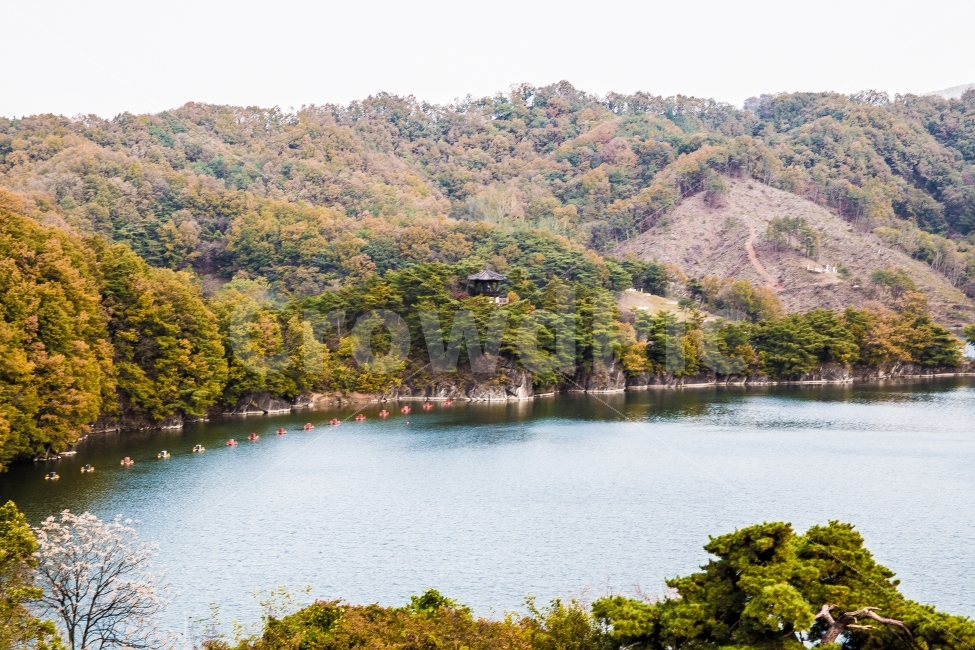 부소담악,가을,풍경,여행,단풍,가을,계절,fall,autumn,season,자연,풍경,nature,landscape,한국자연풍경,한국자연경관,korea nature landscape,water,물,outdoors,옥외,lake,호수