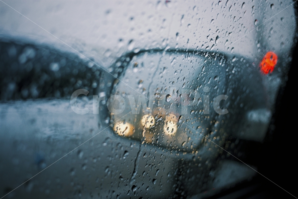 비,보케,빗방울,불빛,자동차,비오는날,rain,감성,차,비,비오는날,rain,rainy,교통,교통수단,traffic,transportation,감성,sensible,feeling,windshield,바람막이 유리