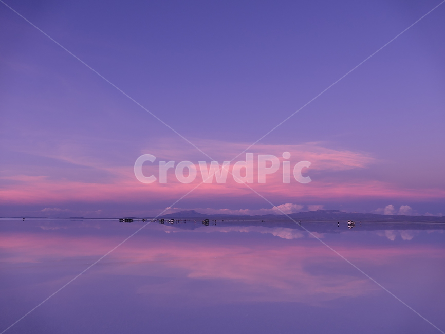 우유니,uyuni,소금사막,우유니소금사막,남미,볼리비아,salardeuyuni,우유니소금호수,소금호수,노을,sunset,uyunisunset,반사,핑크노을,물반사,구름,핑크구름